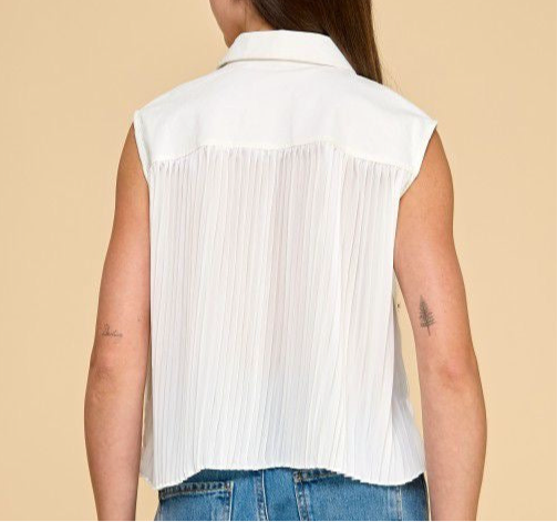 Chest Pockets Cropped Vest