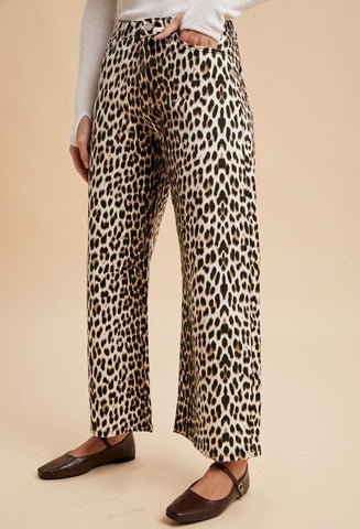 Leopard Stretch Jean