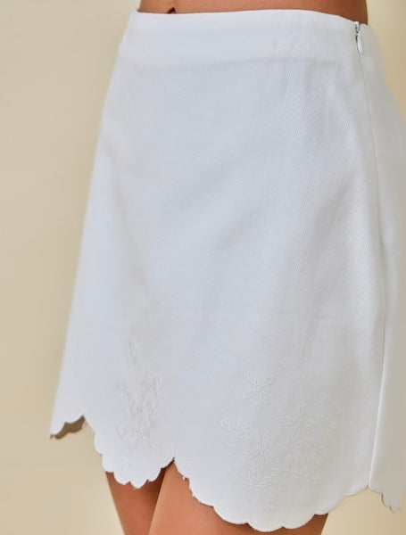 FLORAL EMBROIDERED DENIM SKIRT