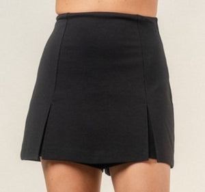 Black Skort